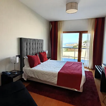 מלון Miramar Sul נאזרה